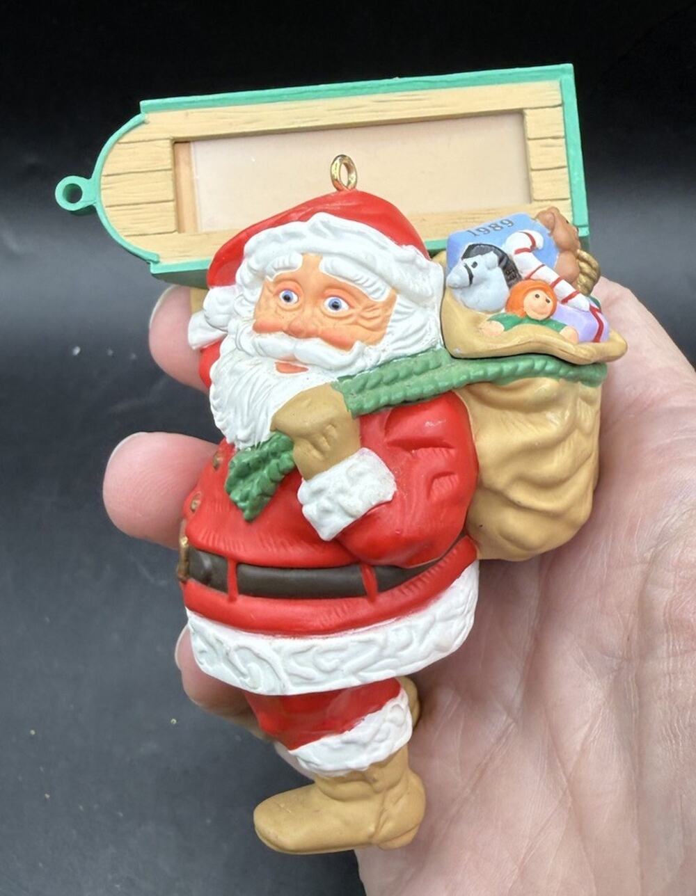 1989 Hallmark Ornament Collectors Club "Visit from Santa" Christmas No Box -LO31